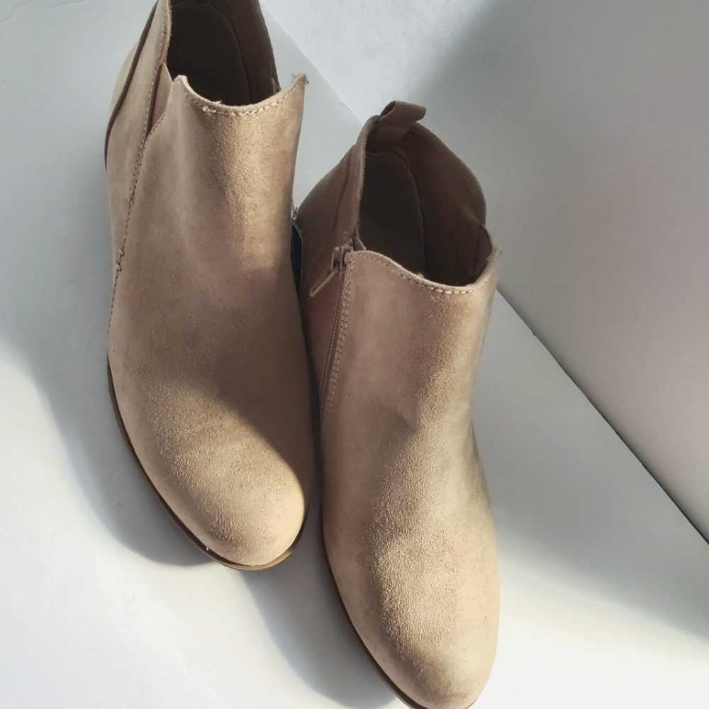 Women's Arizona ankle boots